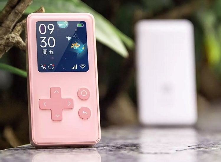 xiaomi movil estilo game boy