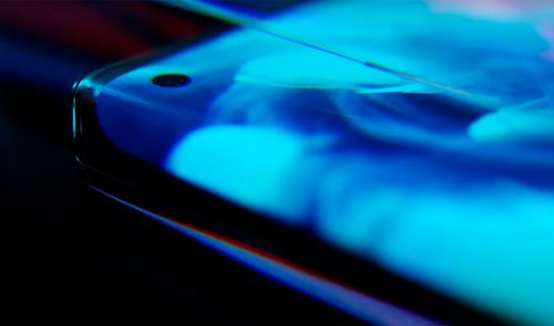 pantalla bordes motorola edge