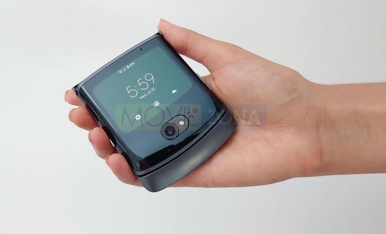 Motorola Razr 5G cierre