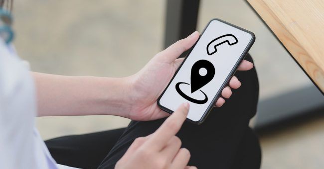 teléfono movil mano mapa ubicación
