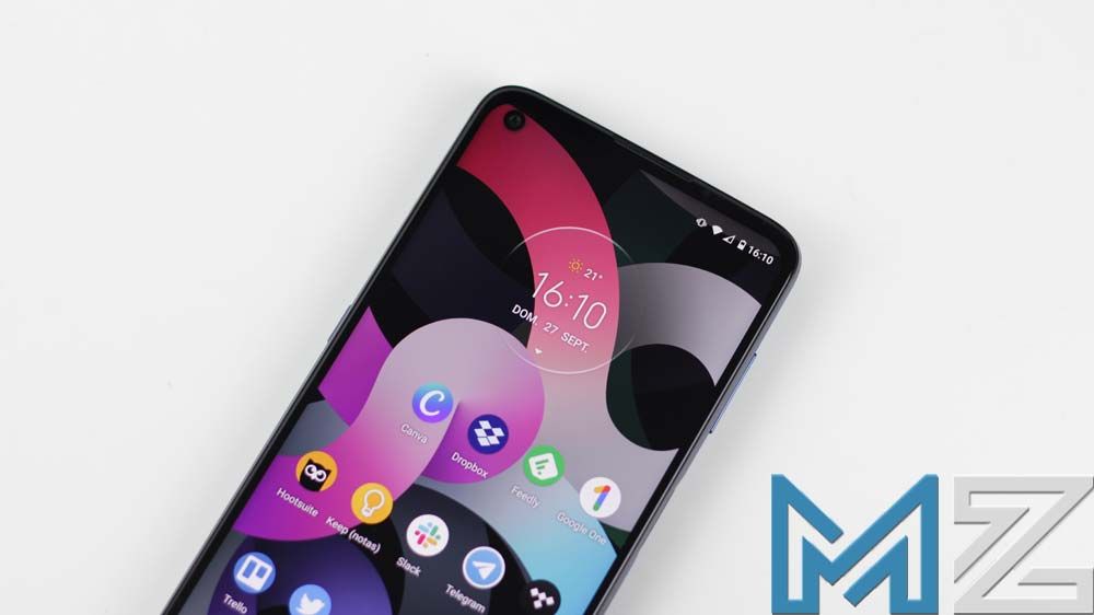 Agujero pantalla Moto G9 Plus