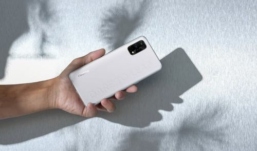Realme Q2