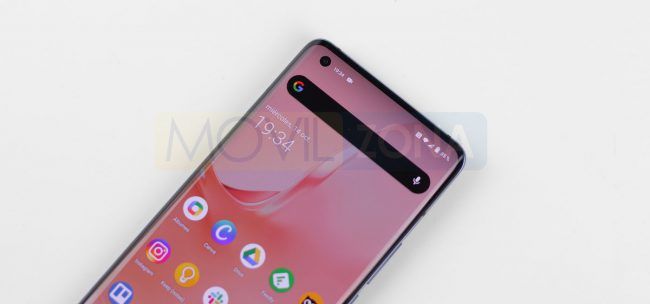 Vivo X51 agujero pantalla