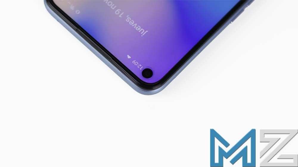 Agujero de la pantalla del Realme 7