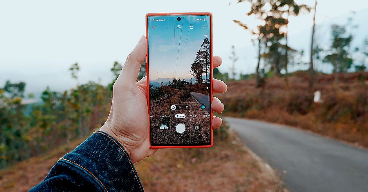 foto movil samsung mano