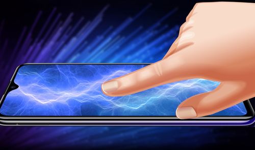dedo tocando pantalla de un movil
