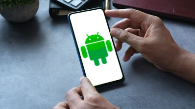 movil android mano vibrar