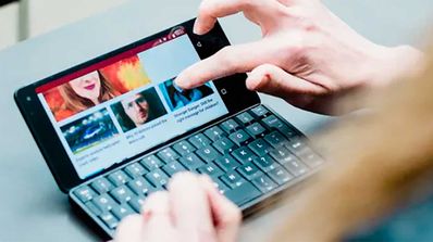 móvil teclado físico