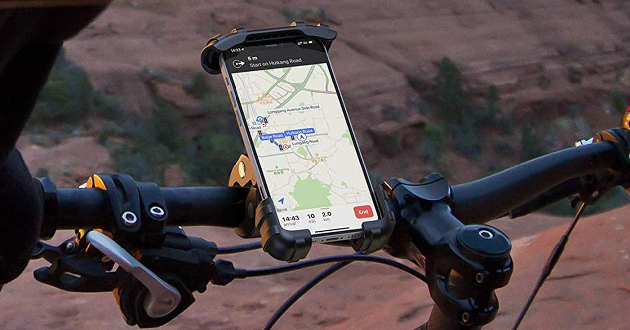 Excremento Decir Diálogo Los mejores soportes de móvil para usar en bicicleta
