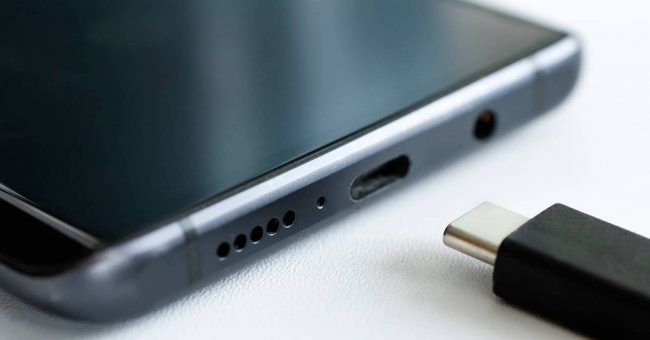 conector usb móvil