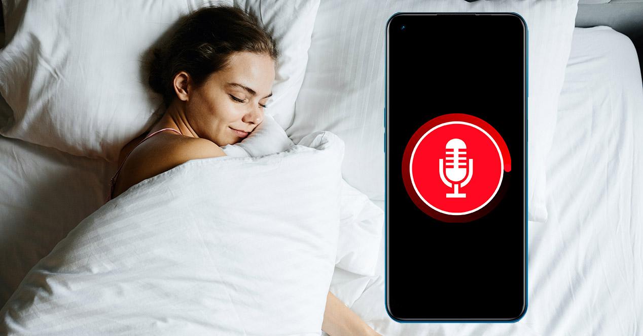 Mujer dormida con el móvil grabando audio
