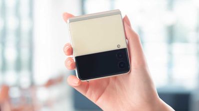 Samsung Galaxy Flip 3