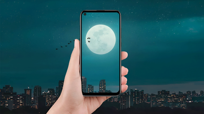 Móvil haciendo fotos a la Luna