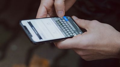 teclado escribir movil mano