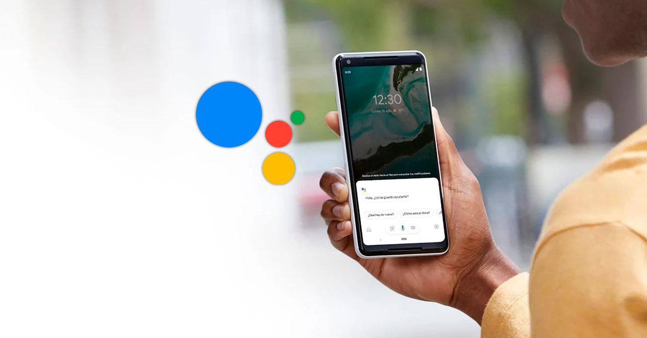google assistant movil android mano