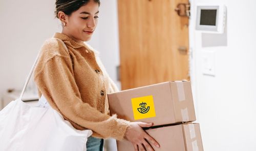 Vuelve el timo del paquete de Correos que no se puede entregar por aduanas