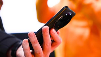 xiaomi 14 ultra en mano