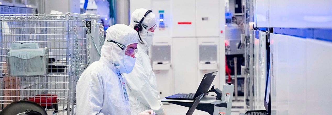 Intel MediaTek