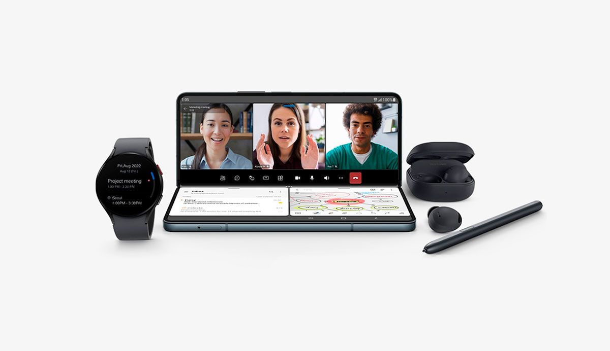 Samsung Galaxy Z Fold4 desplegado
