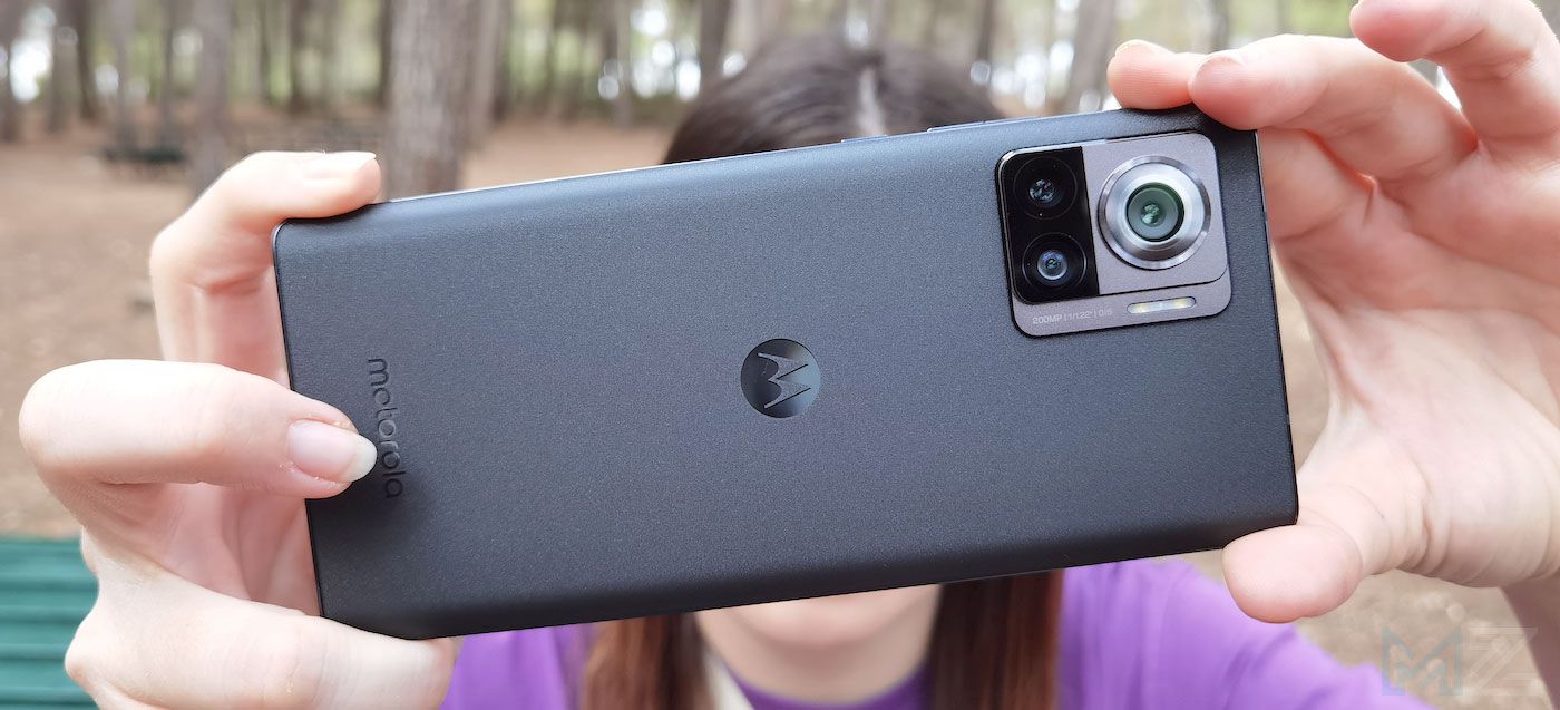 Moto edge 30 Ultra