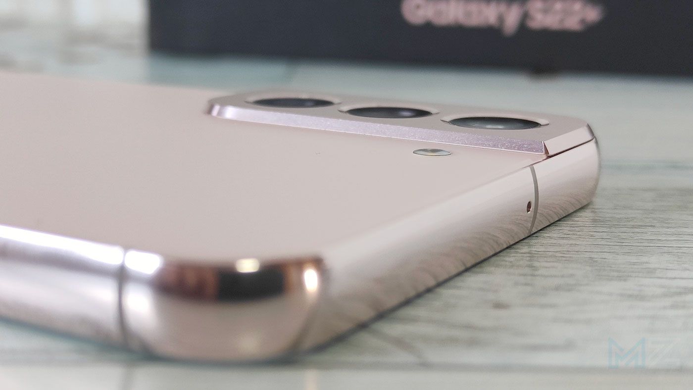 Samsung Galaxy S22 Plus trasera
