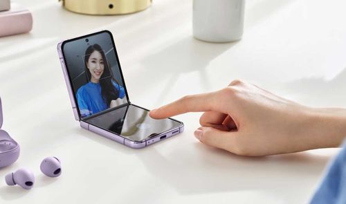 Samsung Galaxy Z Flip4
