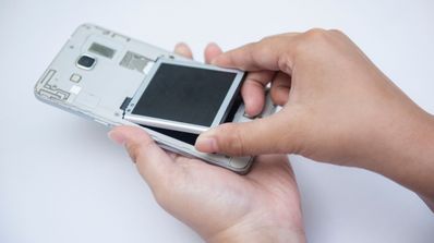 móviles con batería extraíble no volveran las echamos de menos
