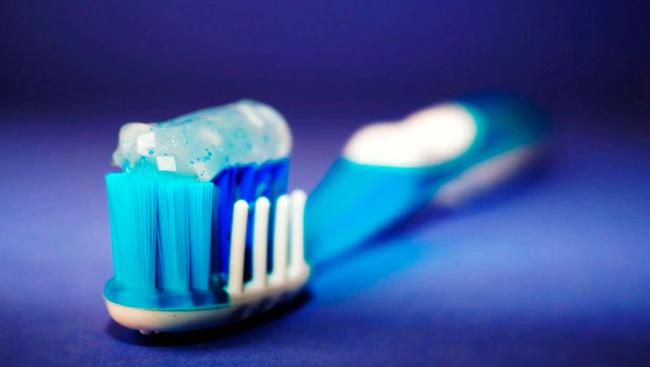 Cepillo de dientes azul