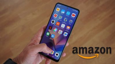Redmi Note 12 en mano