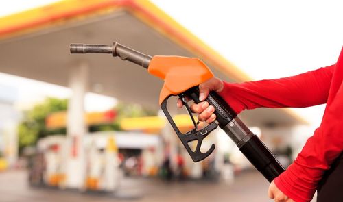 sitios mas baratos para repostar combustible gasolina diesel