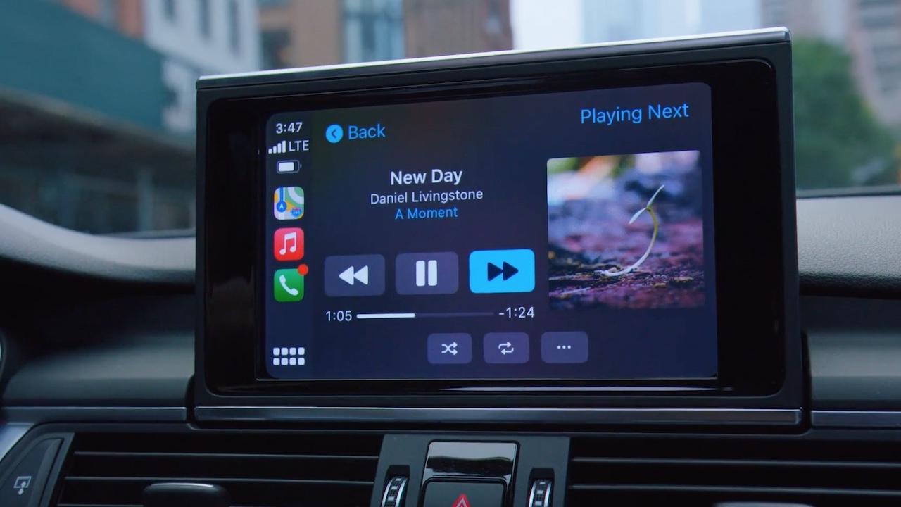Esta pantalla lleva Android Auto y Apple Carplay a cualquier coche sin  necesidad de instalación: la hemos probado