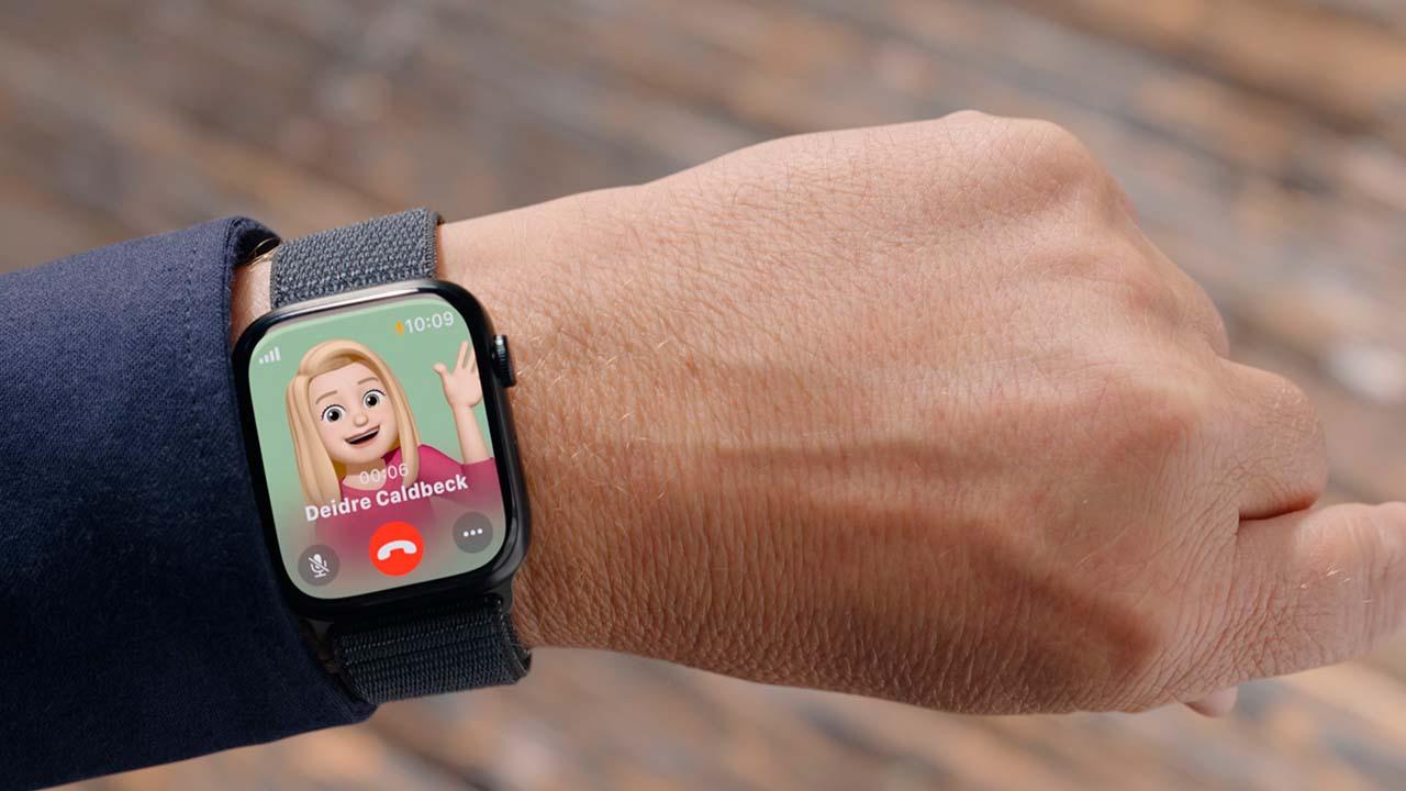 hand with apple watch series 9