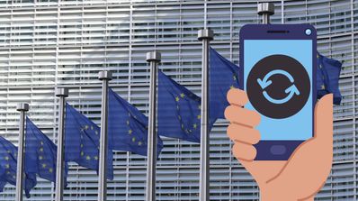 banderas de la unión europea y un móvil actualizándose