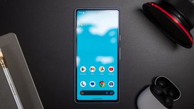 google pixel 7a con accesorios
