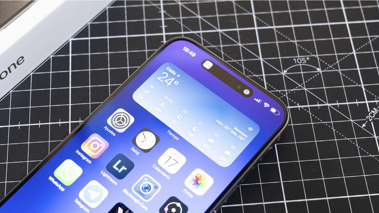 iphone 15 pro screen