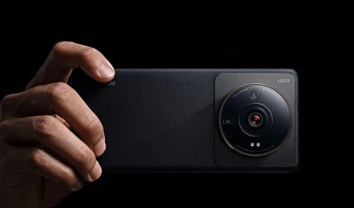 xiaomi 12 ultra cámara en mano