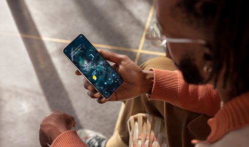 pixel 8 en mano