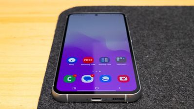 Samsung Galaxy s23 fe apoyado