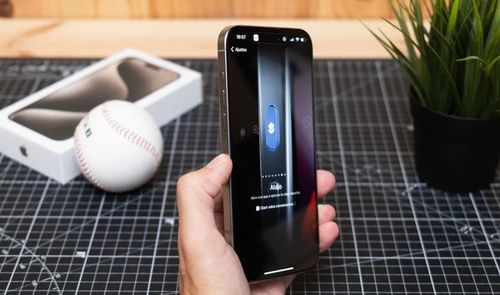 iphone 15 pro max de lado