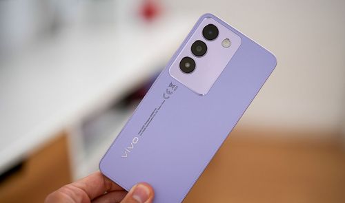 vivo V40 SE diseño trasero cuero
