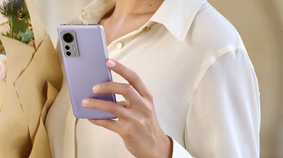 xiaomi 12 en mano