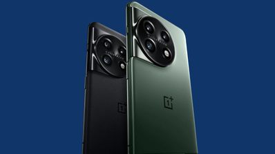 Destacada OnePlus 11 5G fondo azul