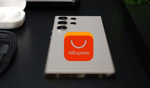 Destacada con teléfono y logo de AliExpress