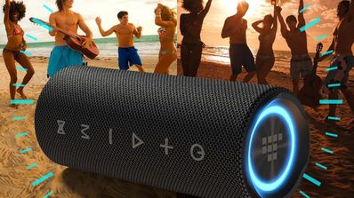 Destacada Altavoces con Bluetooth en playa
