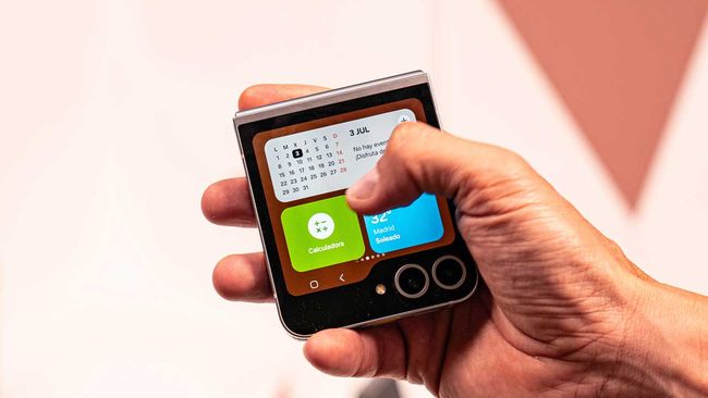 pantalla externa Samsung Galaxy Z Flip6