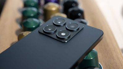 Xiaomi 14T Pro diseño en color negro titanio