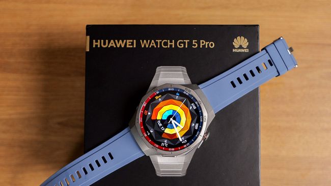 detalles caja Huawei Watch GT5 Pro