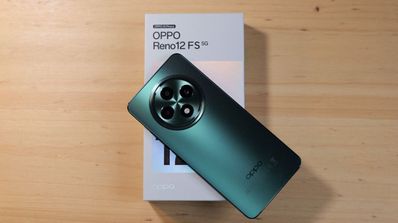 OPPO Reno 12 FS pantalla trasera