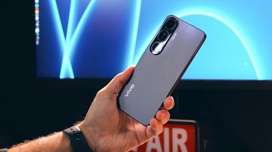 vivo v40 se en mano