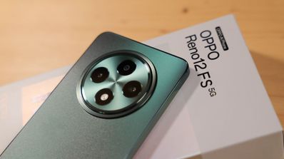 OPPO Reno 12 FS 5G verde
